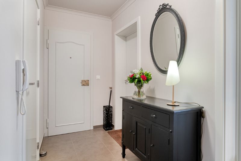 Stijlvol hoekappartement met zeezicht, licht en topligging in hartje Oostende foto 9