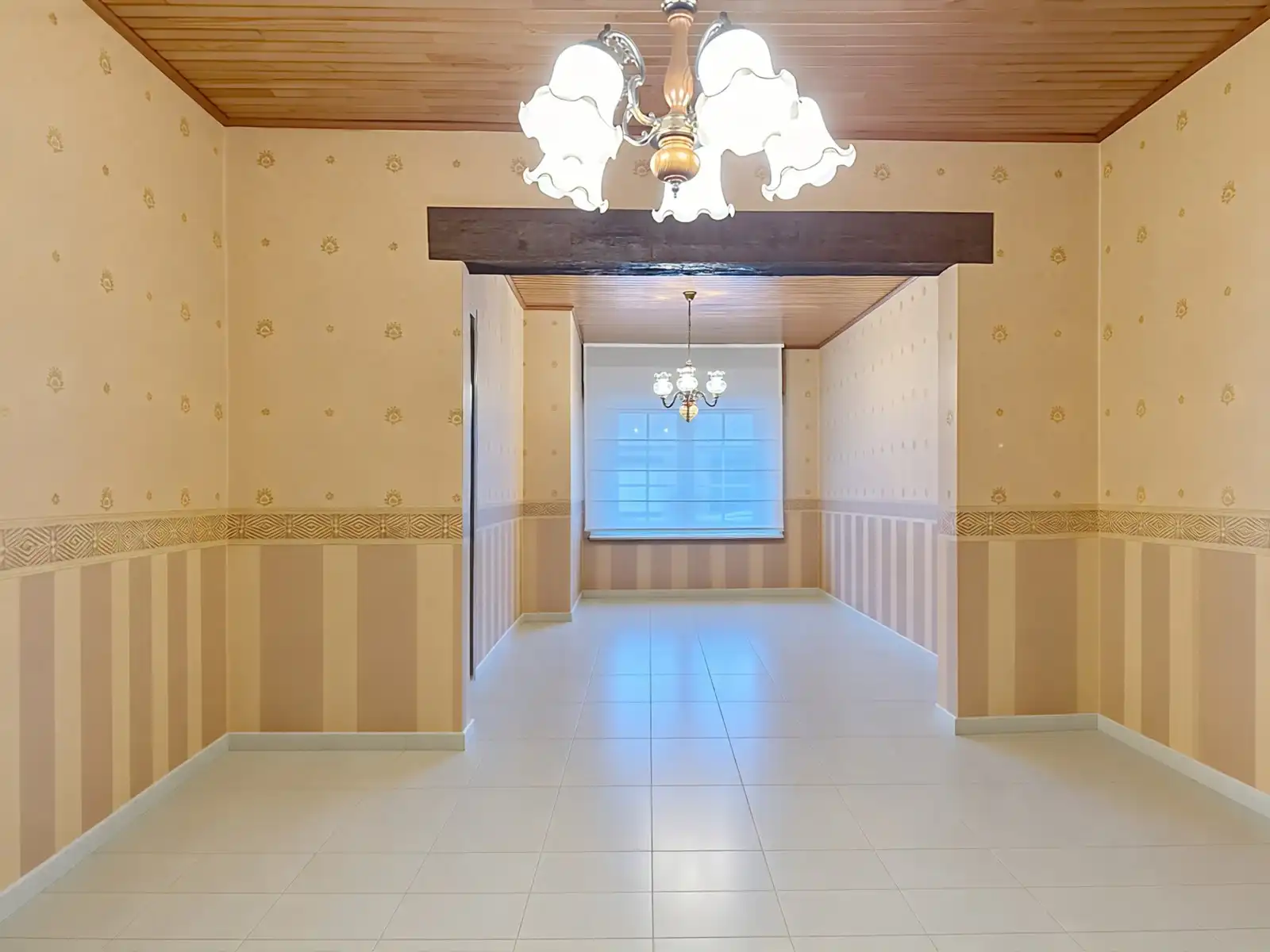 Hoofdfoto van de publicatie: Gezellige stadswoning met karaktergevel nabij centrum