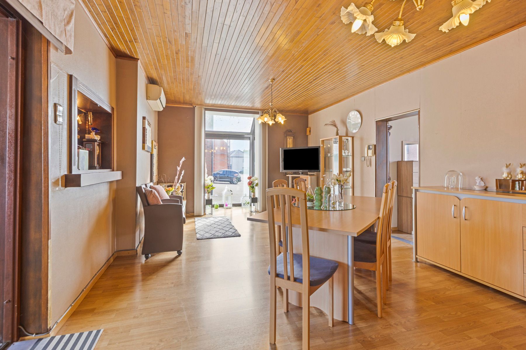 halfvrijstaande woning foto 12