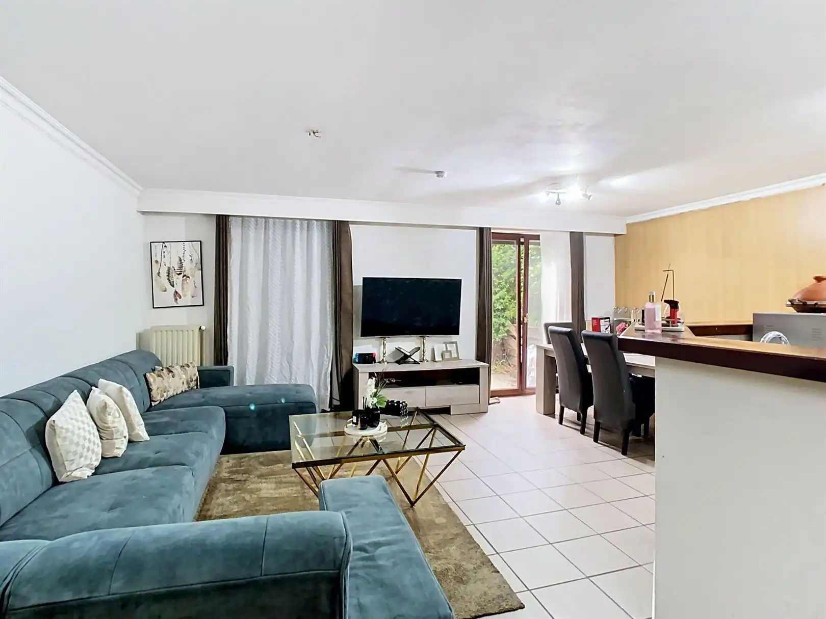 Gelijkvloers appartement met tuin!  foto 4