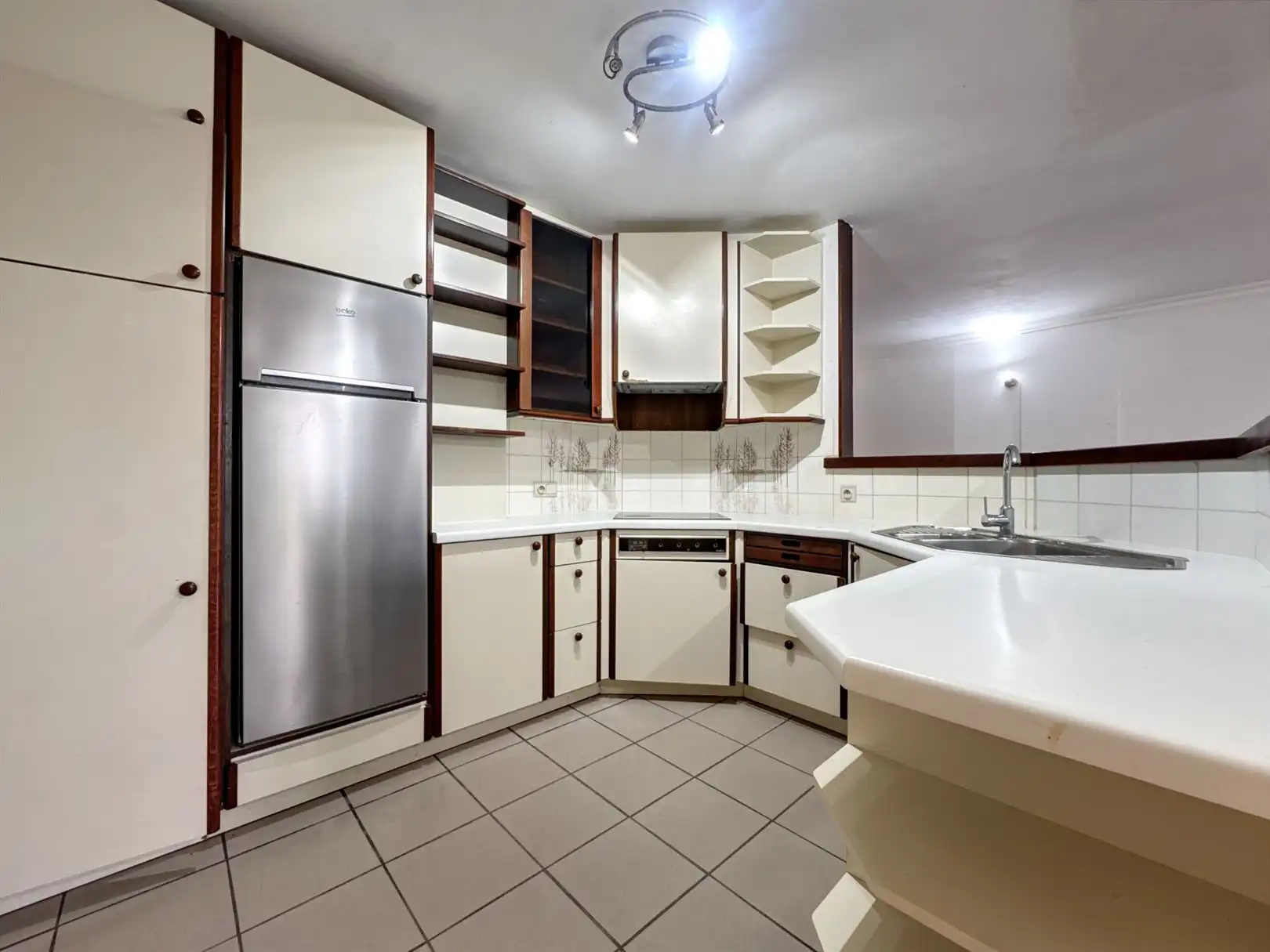 Gelijkvloers appartement met tuin!  foto 4