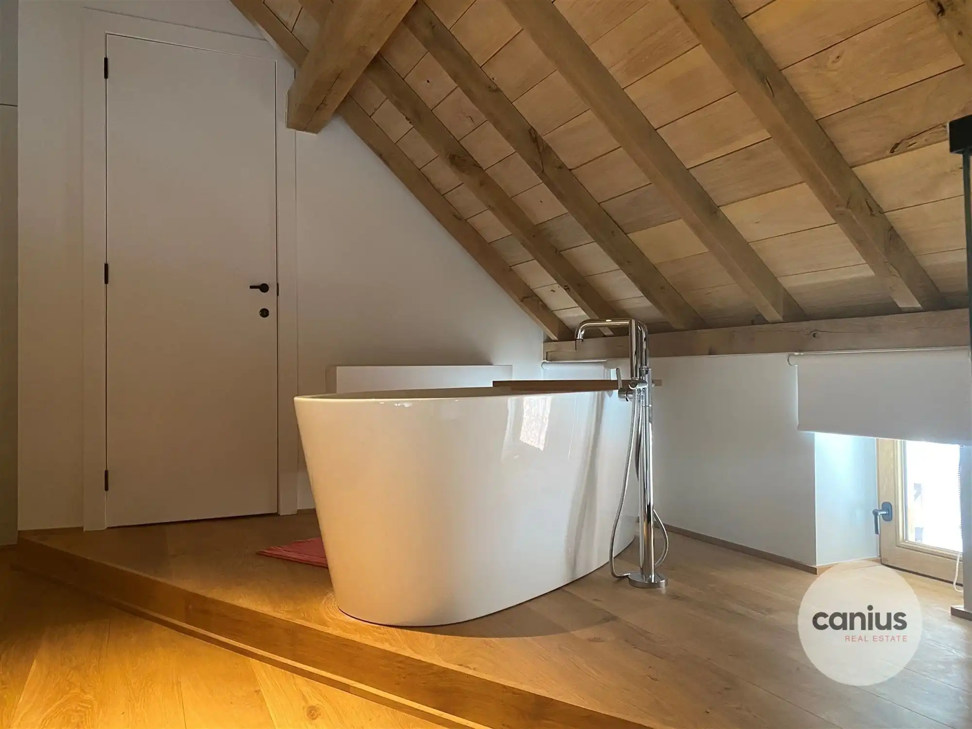 GERESTAUREERDE BEGIJNHOFWONING TE SINT-TRUIDEN foto 9