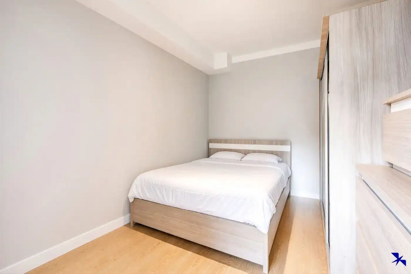 Gebouw voor gemengd gebruik: handelsruimte met 2 appartementen foto 12