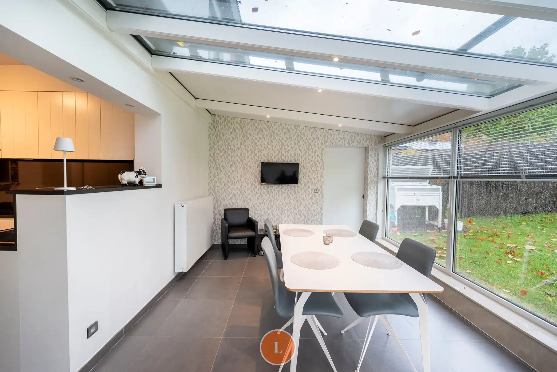 Ruime en rustige gelegen woning op een perceel van 445m² foto 11