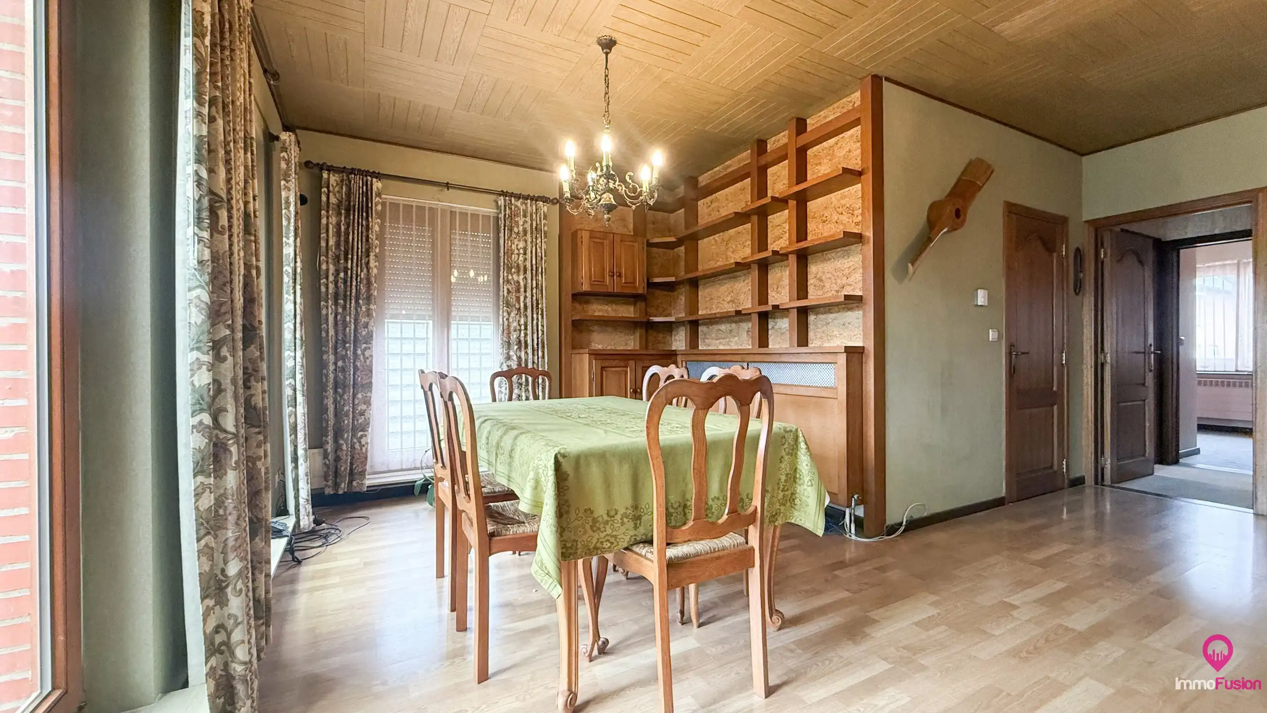 Gelijkvloerse woning met garage en overdekt terras! foto 5