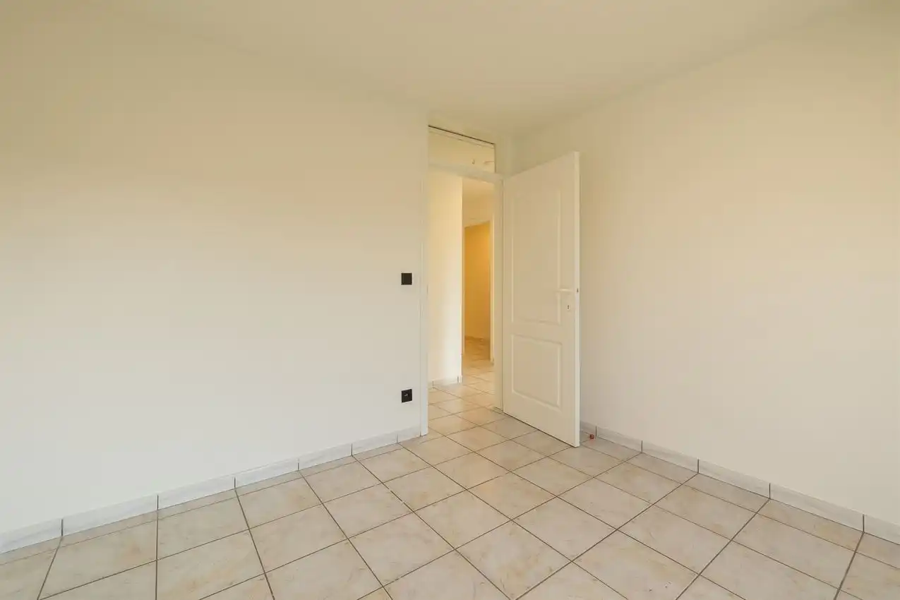 Appartement met twee slaapkamers en garage op rustige en toch centrale locatie foto 20