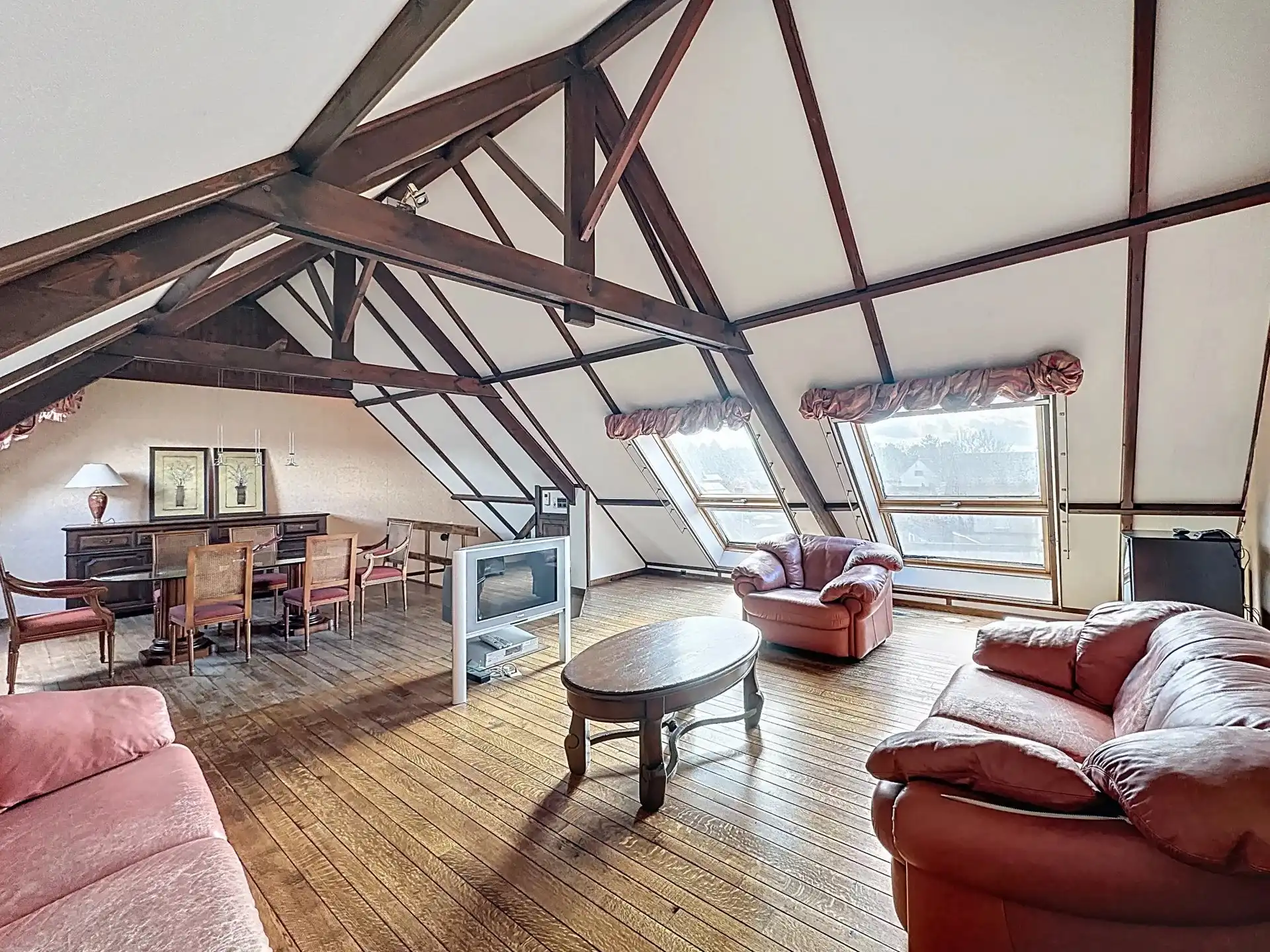 Handelspand (frituur met restaurant en feestzaal) met duplex-appartement met een bewoonbare oppervlakte van 400m² in Mol-Gompel. foto 30