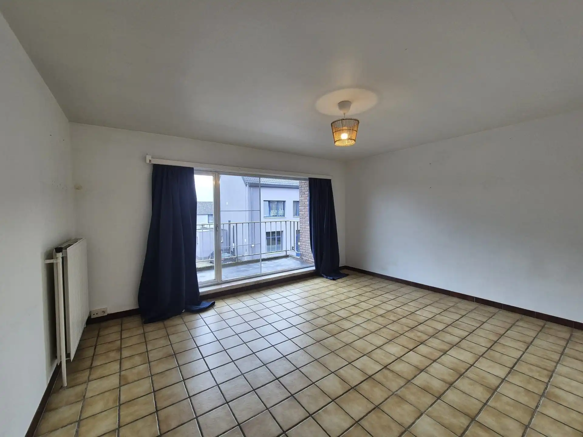 Centraal gelegen ruim appartement met groot zongericht terras en garage. foto 15