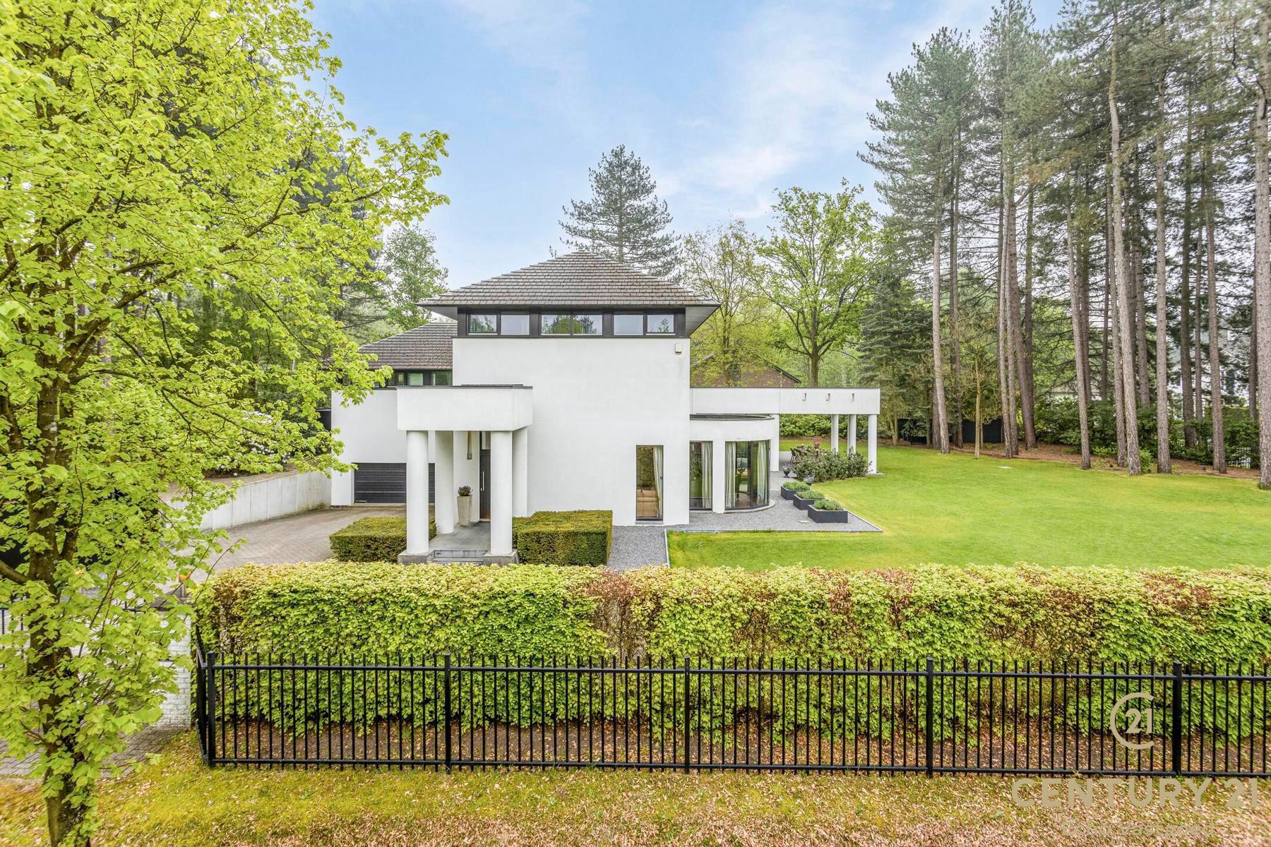 Villa met binnenzwembad en COMPLETE wellness op ca 2590m² foto 43