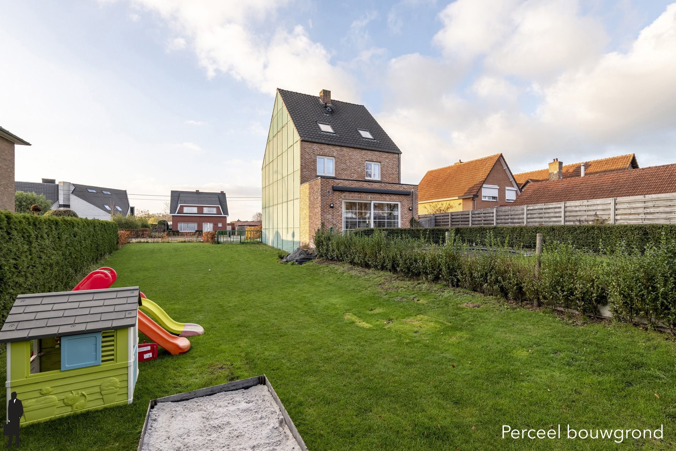 Recente, instapklare HOB-woning met 3 à 4 slpk. en bouwgrond foto 23