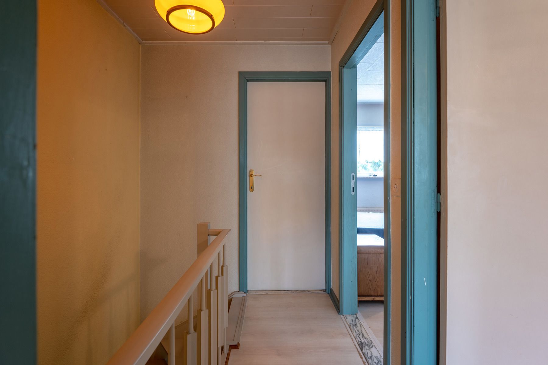Instapklare woning met 5 slaapkamers, tuin, inpandige garage én dubbele garagebox foto 18