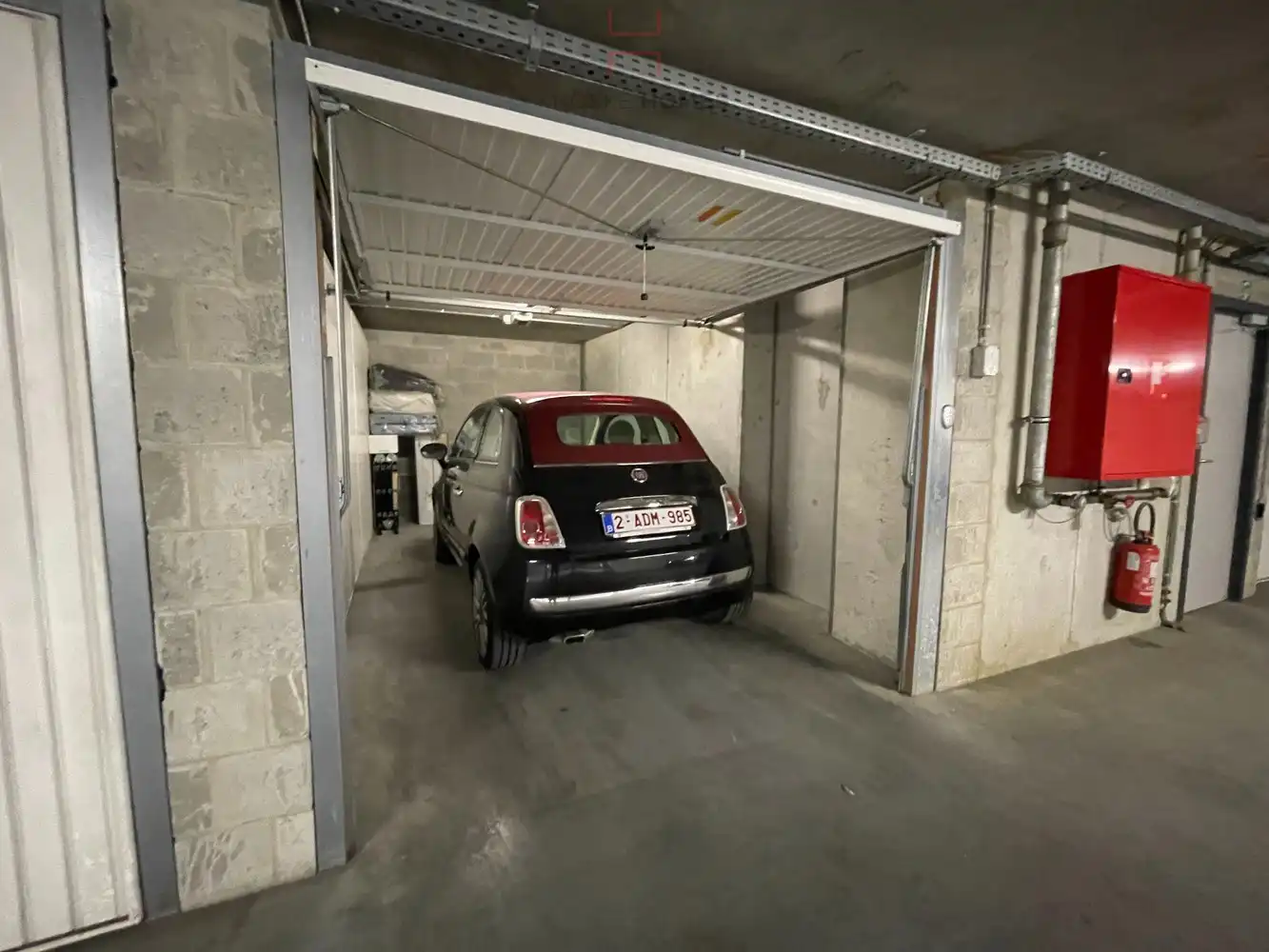 Centraal gelegen garagebox op de Kustlaan foto 2