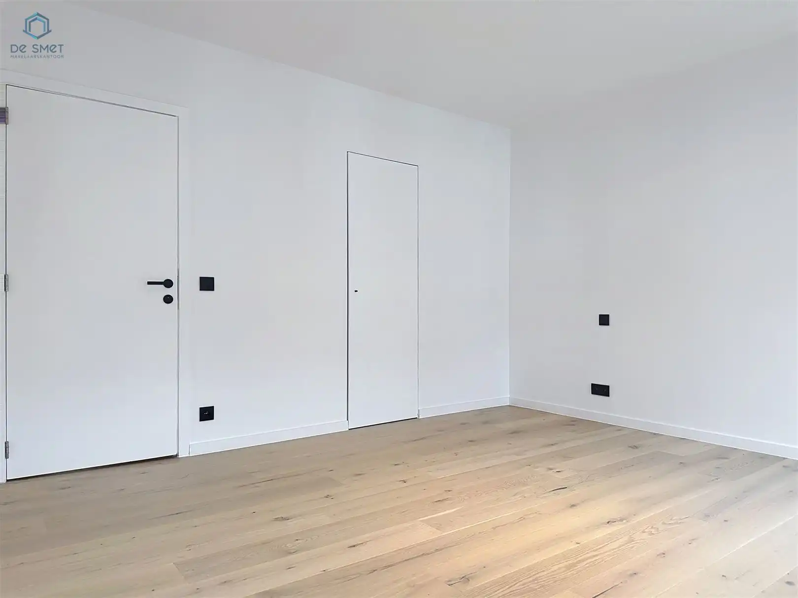 Prachtig gerenoveerde herenwoning met 5 slpks, 2 badkamers en tuin in het hart van Geraardsbergen foto 11