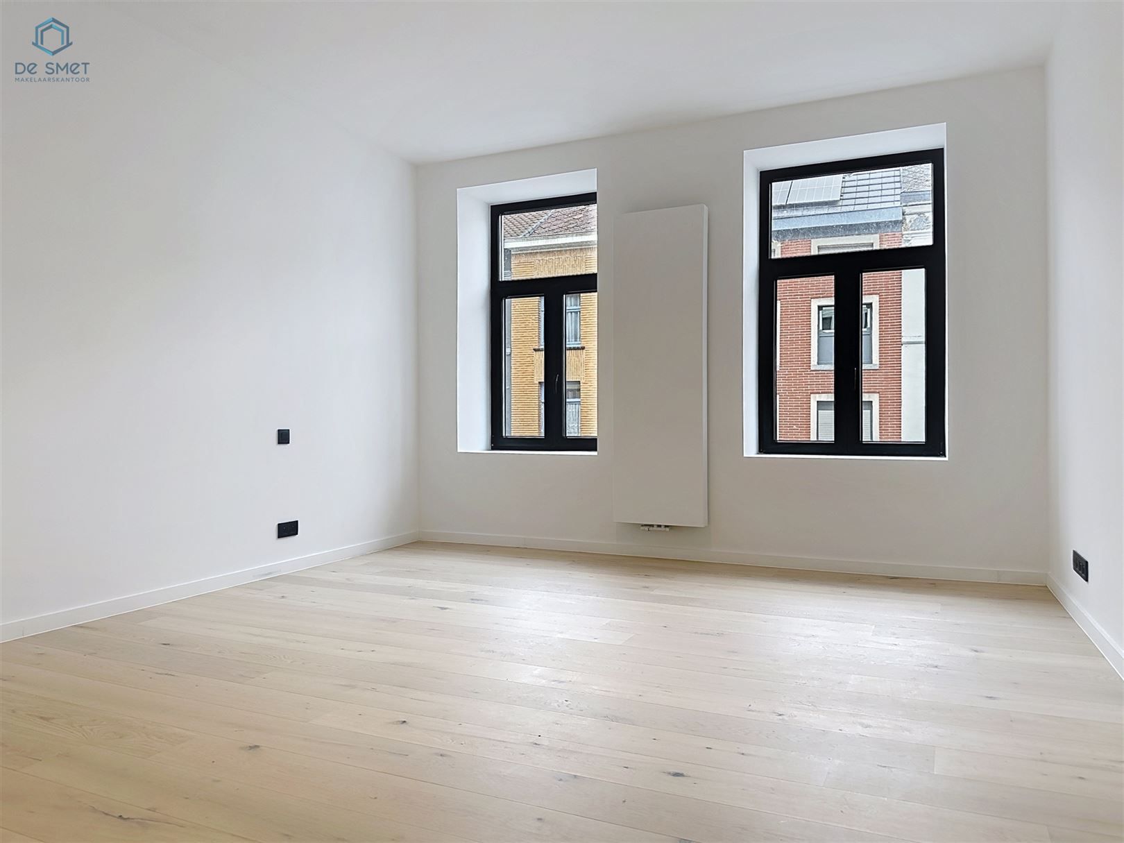 Prachtig gerenoveerde herenwoning met 5 slpks, 2 badkamers en tuin in het hart van Geraardsbergen foto 11