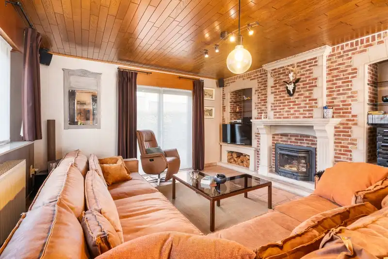 Ruime open bebouwing op 932 m² – instapklare gezinswoning met 310 m² bewoonbare oppervlakte! foto 4