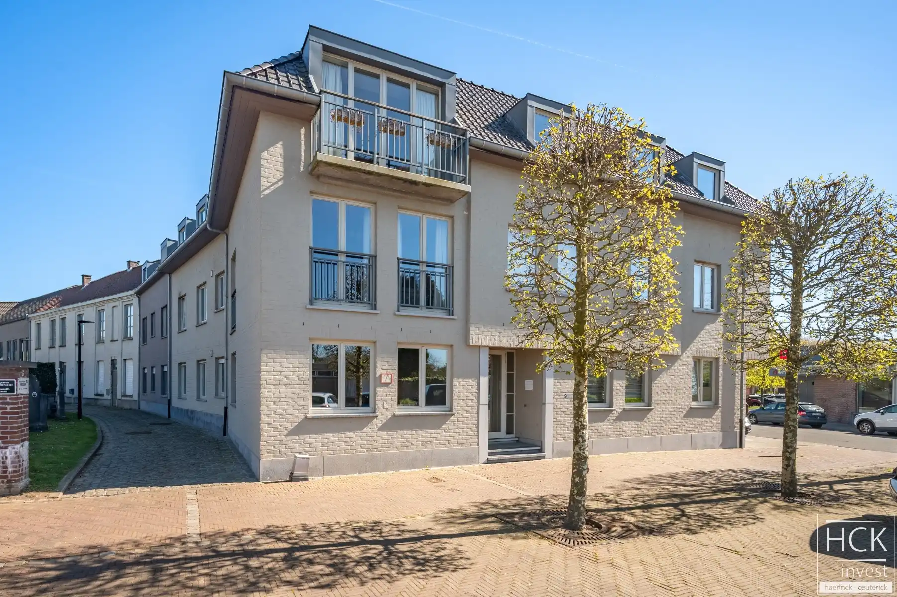 OUDENAARDE - Knap appartement met 2 SLPK. op topligging te Eine foto 2