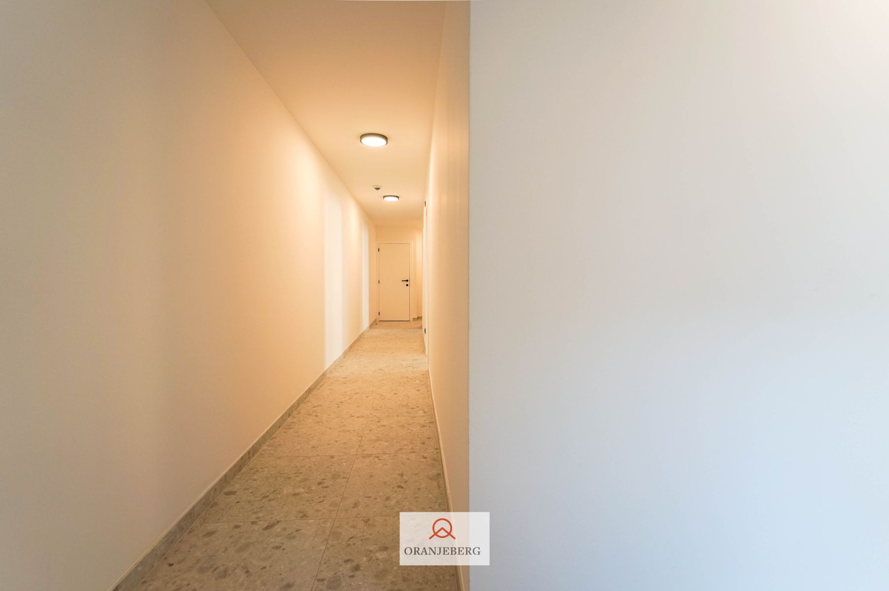 Gerenoveerde lichtrijke kamer te koop nabij Gent-centrum foto 14