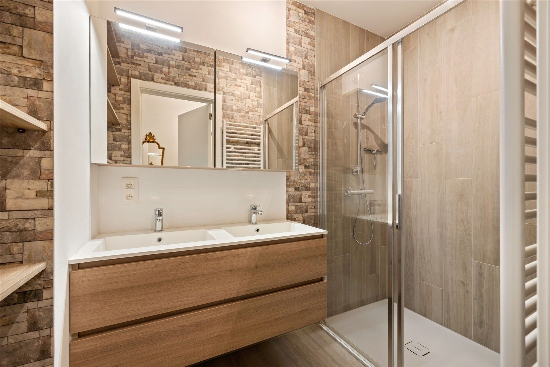 Luxueus appartement met 2 slaapkamers in het centrum van Stekene foto 11