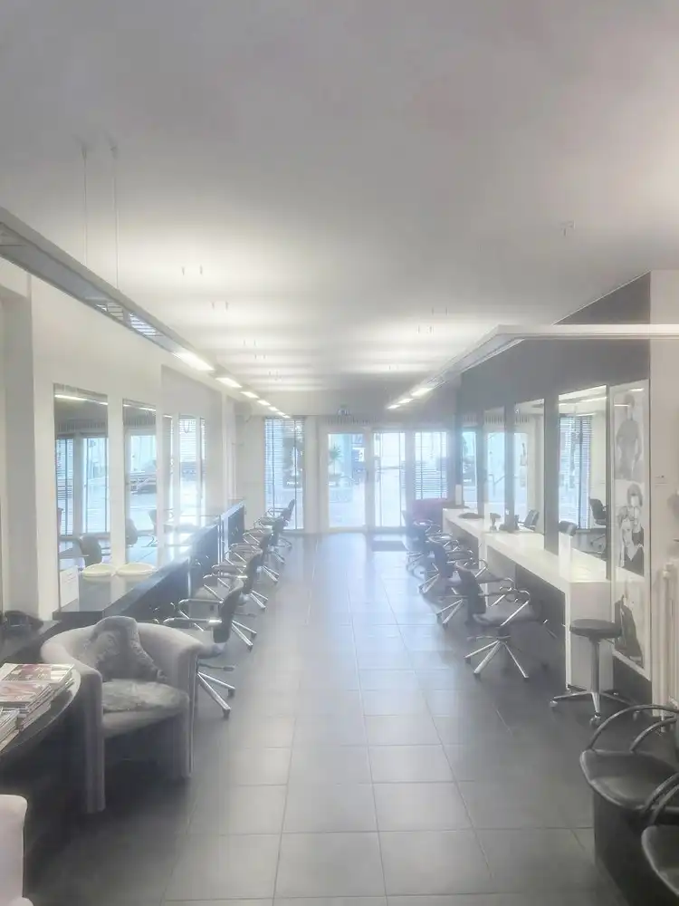 Commercieel gelijkvloers (±110 m²) op toplocatie in centrum Mol foto 4