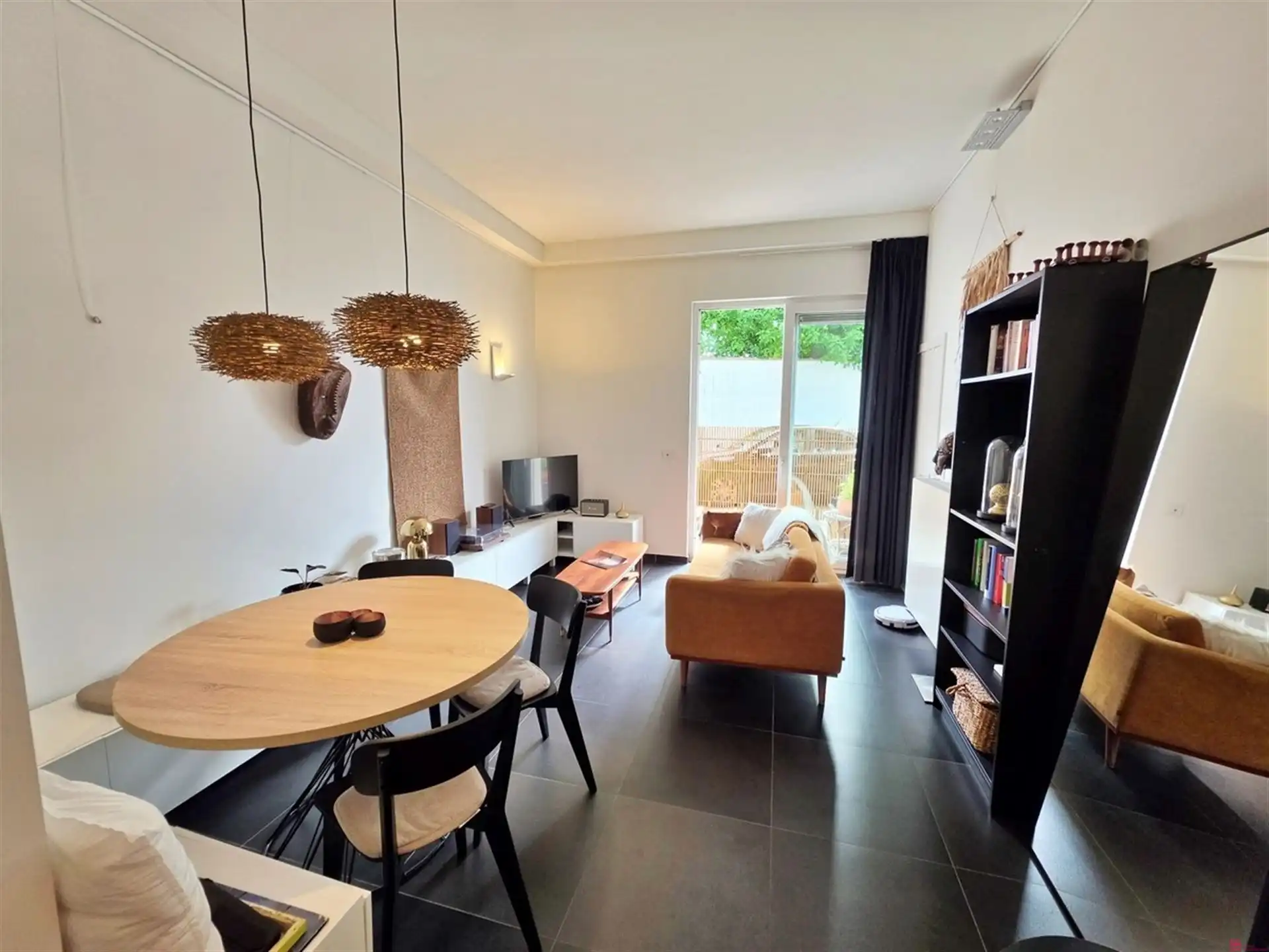 Gelijkvloers appartement met autostaanplaats foto 7