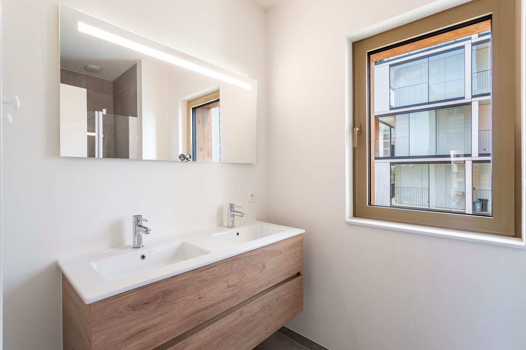 Modern en energiezuinig appartement in hartje Nieuw Zuid  foto 6