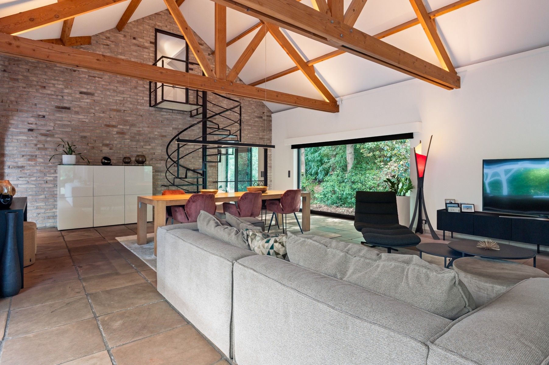 Ruime woning in een oase van groen en rust foto 5