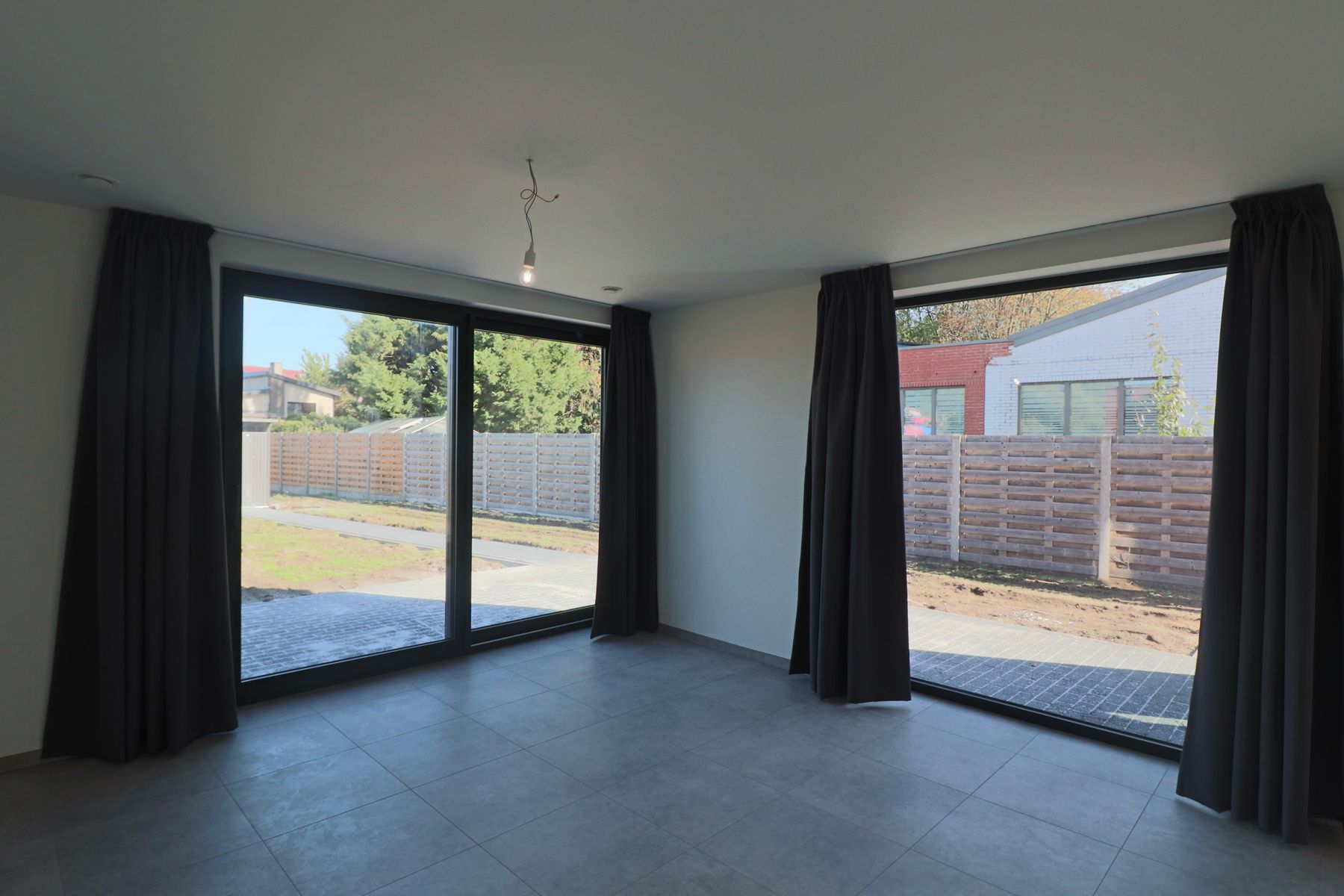 Energiezuinige nieuwbouwwoning (E12) met 3-4 slaapkamers en tuin met tuinberging. foto 11