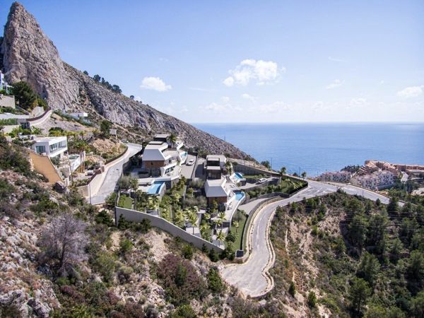 Exclusief project van 4 villa's op 400m van de jachthaven Campomanes foto 3