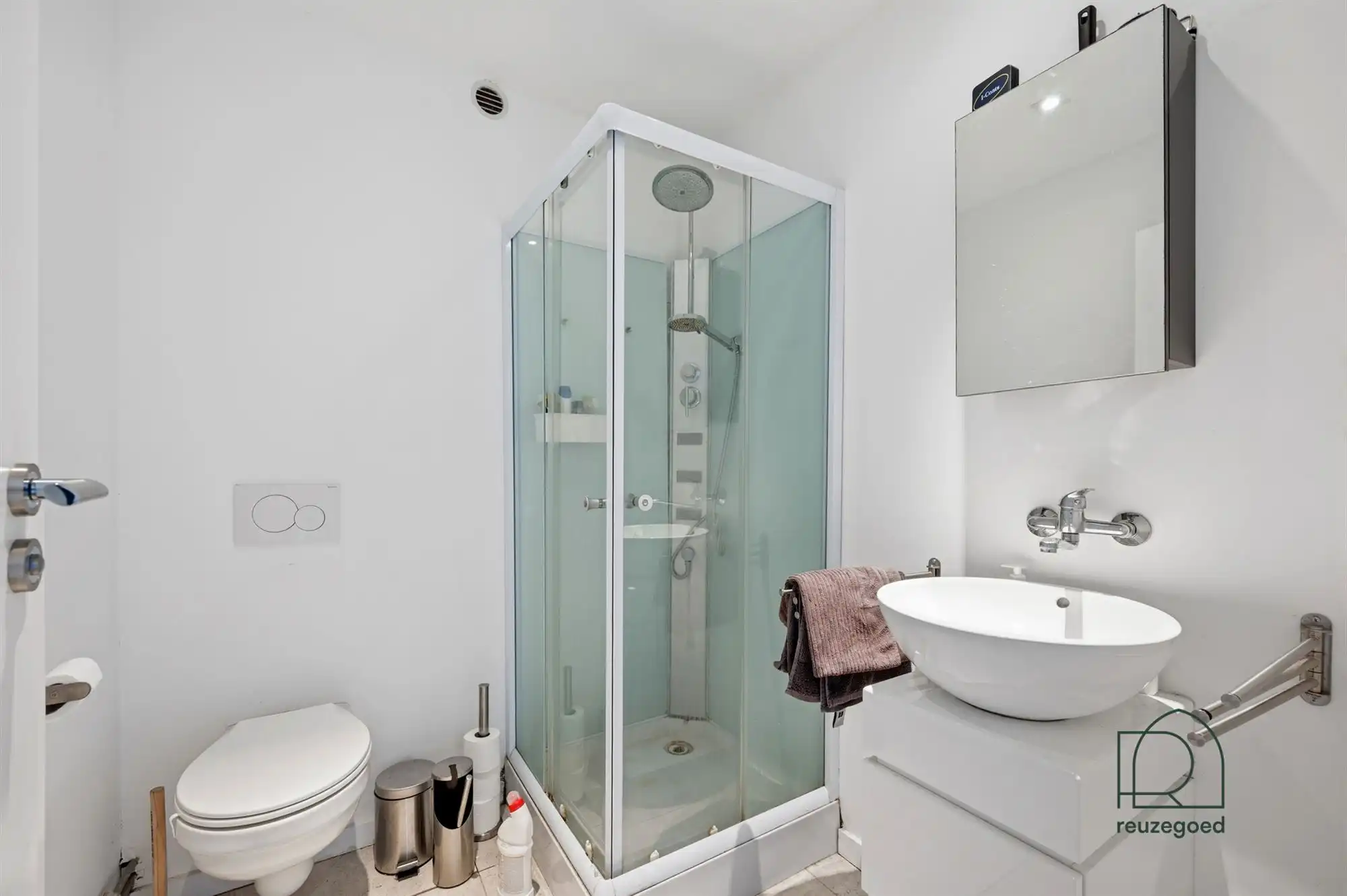 Instapklare stadswoning met garage en 3 slaapkamers op een toplocatie in Mechelen foto 19
