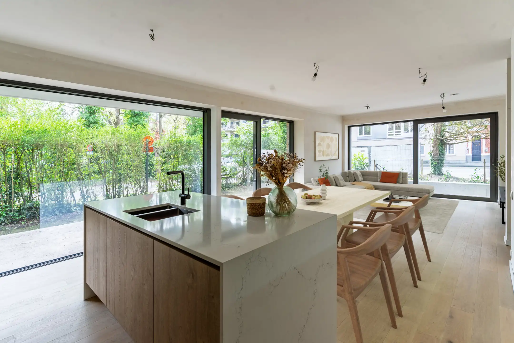 Luxueus nieuwbouwappartement nabij station Gent-Sint-Pieters foto 3