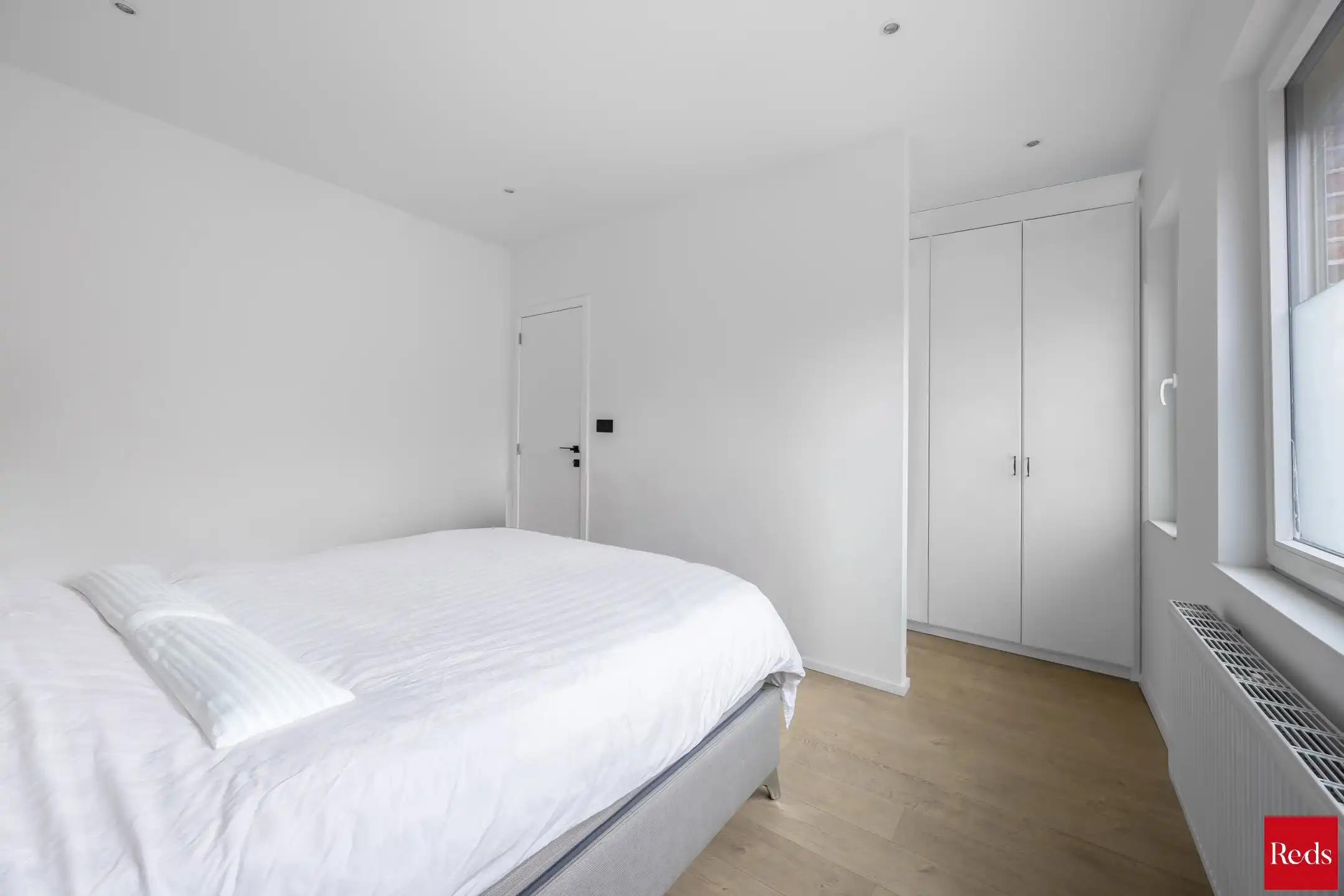 Volledig gerenoveerde woning in het hart van Wijnegem foto 22
