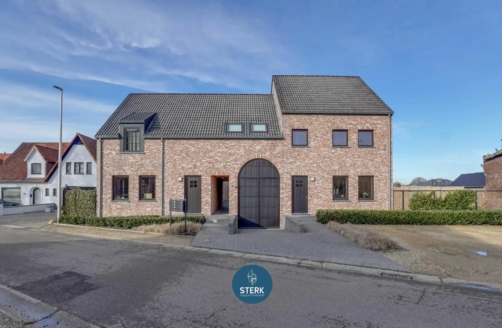 INSTAPKLARE GEZINSWONING MET EPC LABEL A NABIJ DE GRENS TE VELDWEZELT ! foto 23