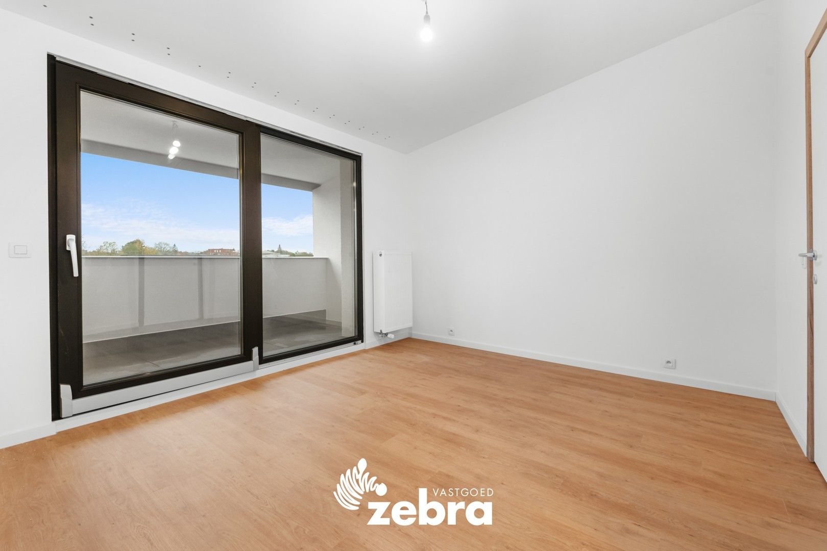 Gerenoveerde woning met 4 slaapkamers en 2 badkamers te Roeselare! foto 18