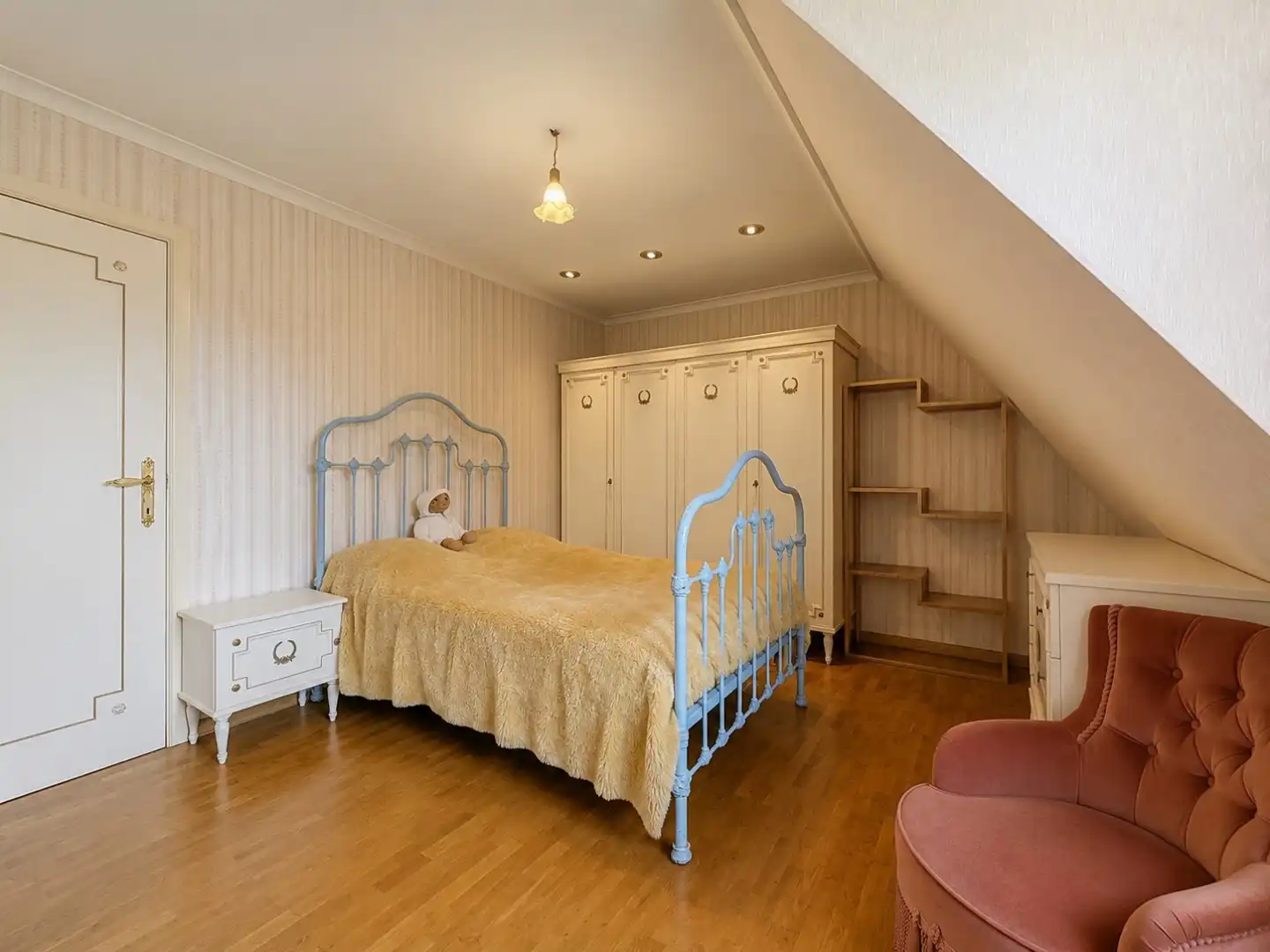 Karaktervolle villa in residentiële villa-wijk Simli foto 14