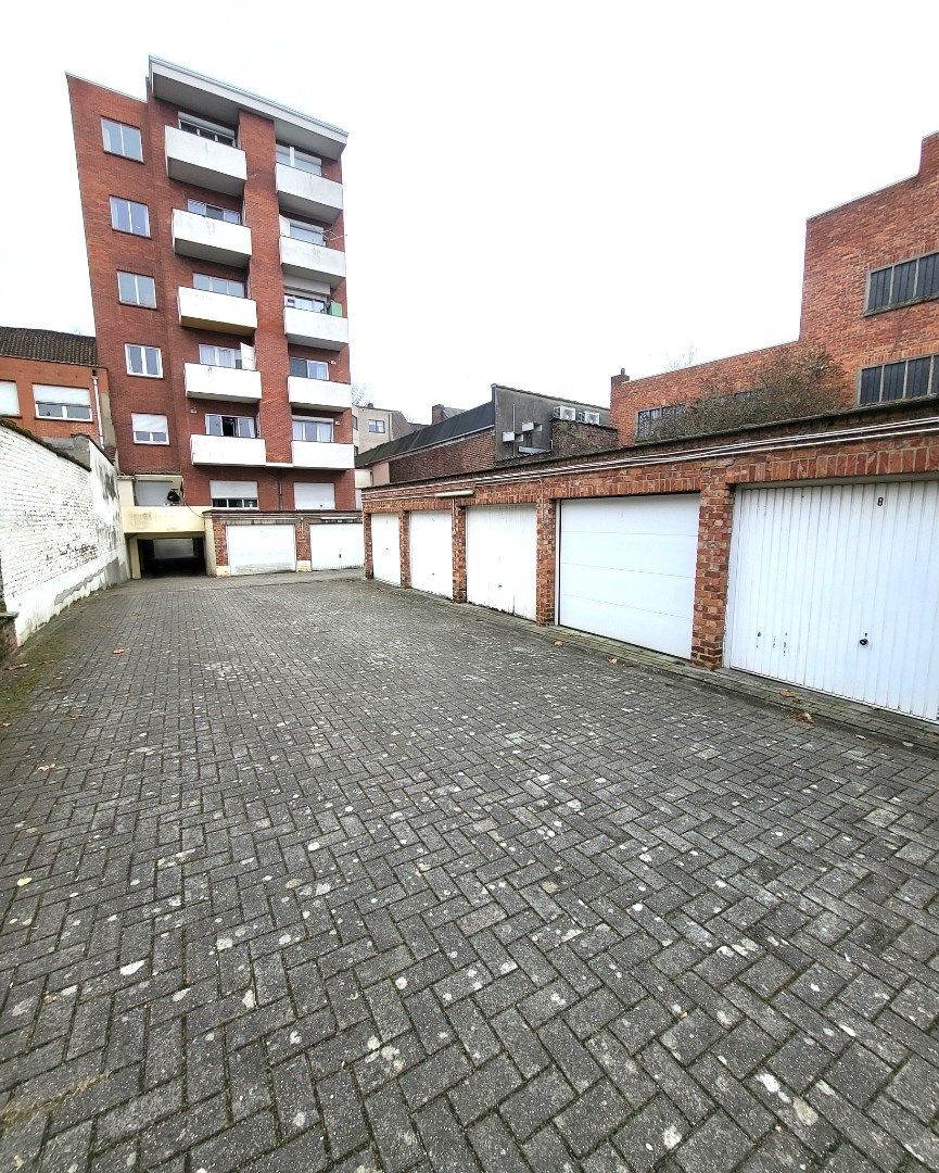Ruim appartement met 3 slaapkamers. foto 23