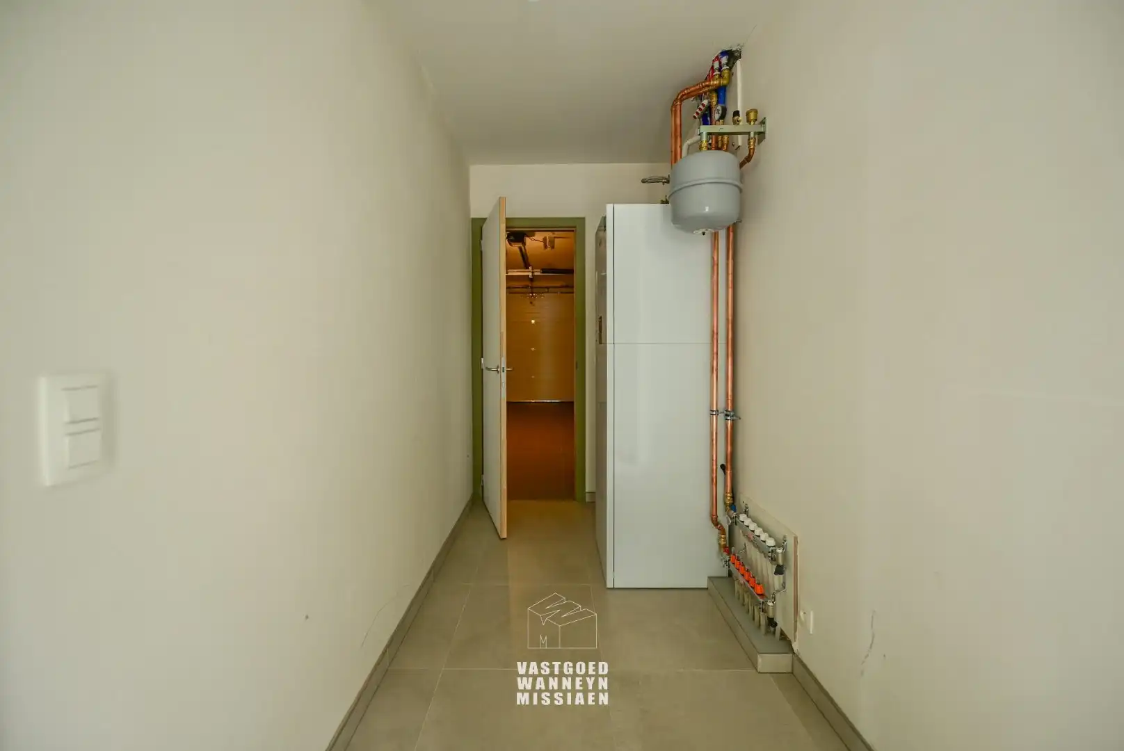 Moderne en energiezuinig nieuwbouw met 4 slaapkamers, tuin en garage foto 10