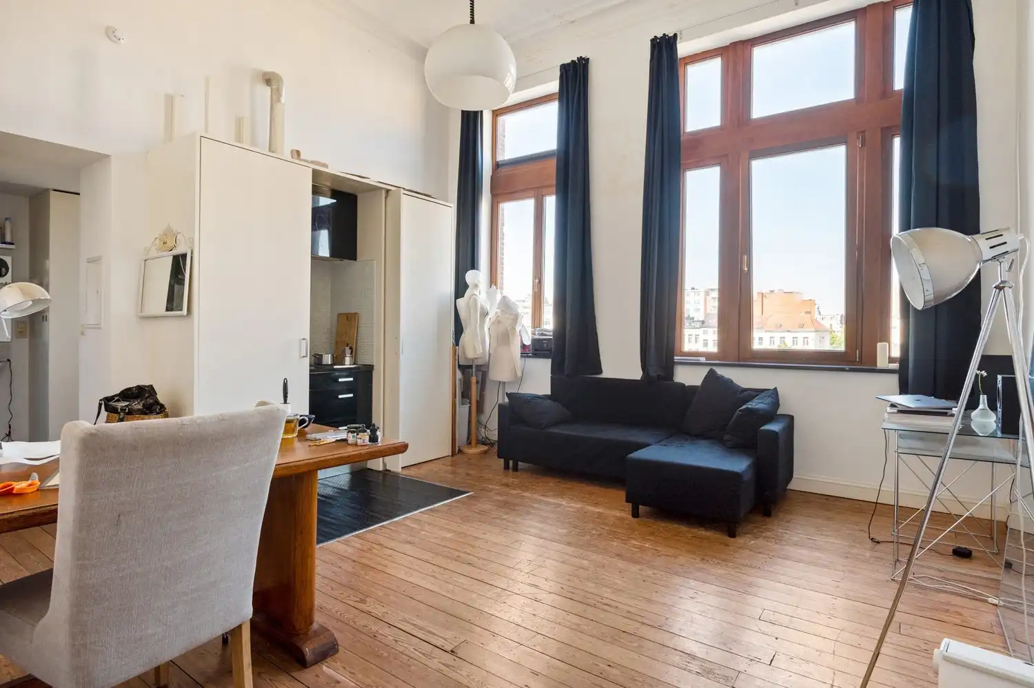 Prachtig en uniek vergunde opbrengsteigendom (BAR 6%) in historisch en gerenoveerd postgebouw te Antwerpen 2060 foto 6