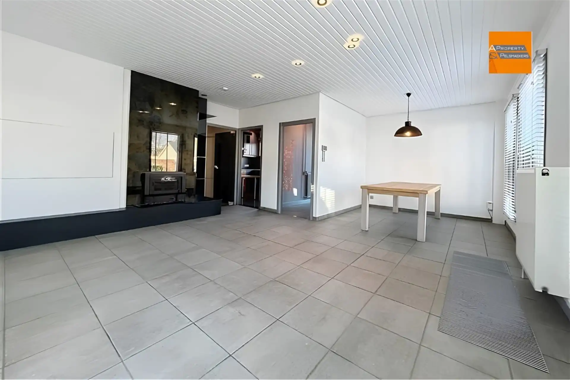 Ruime woning met grote tuin in rustige, kindvriendelijke buurt foto 3