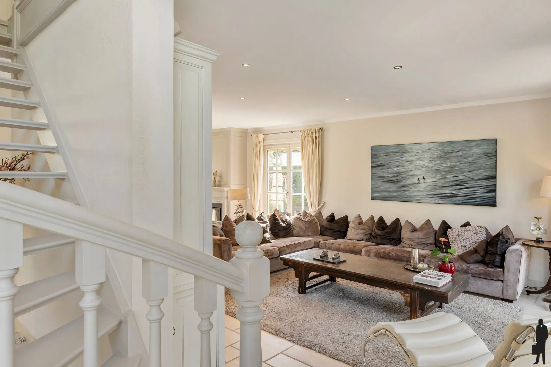 Lichtrijke villa aan het centrum! foto 6