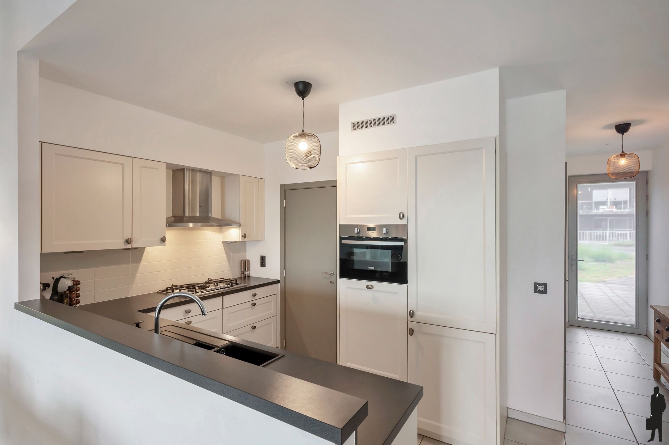 Duplexappartement op toplocatie in het centrum van Stabroek! foto 8