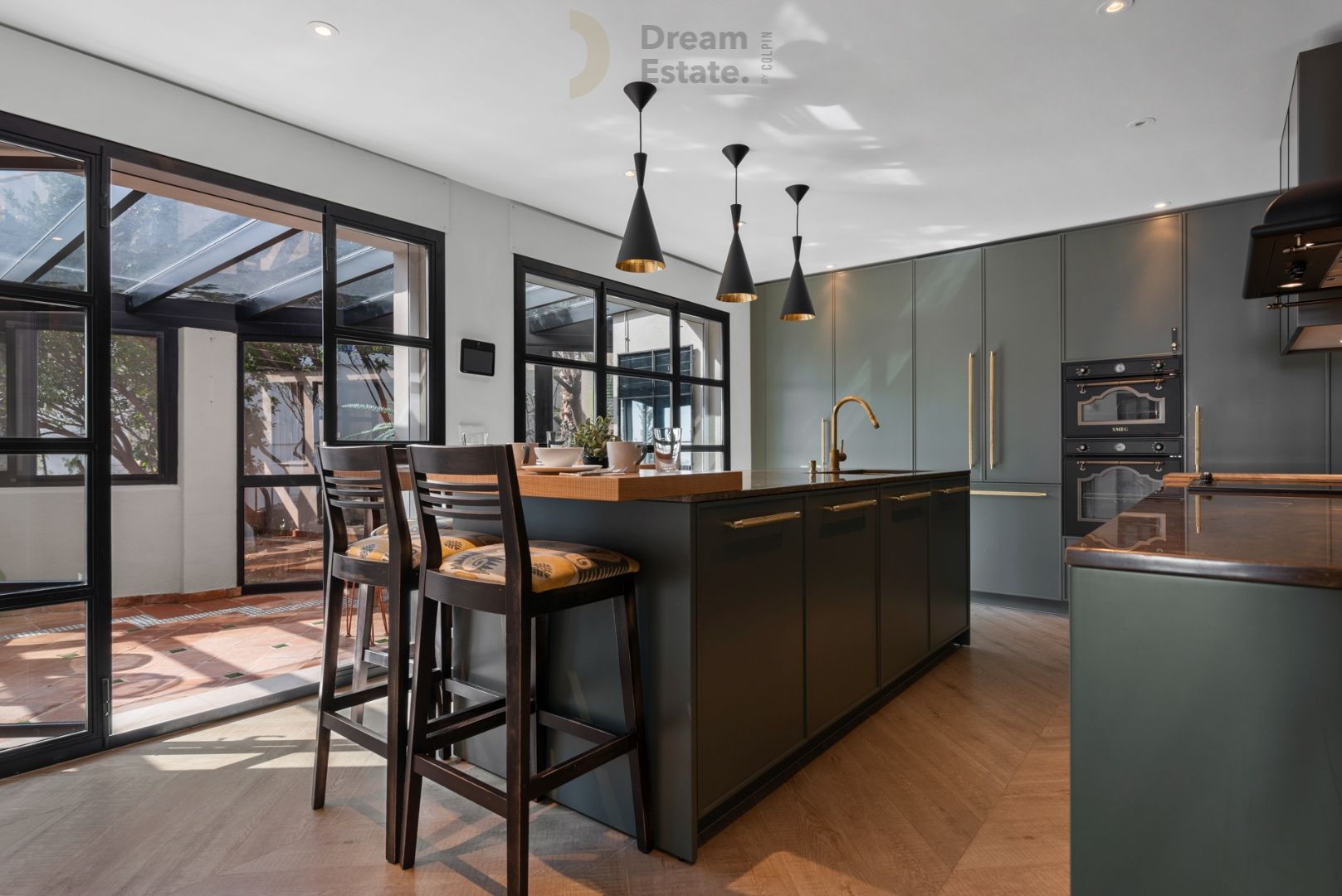 4 Slaapkamer duplex met adembenemende uitzichten te Las Colinas, Benahavís. foto 8