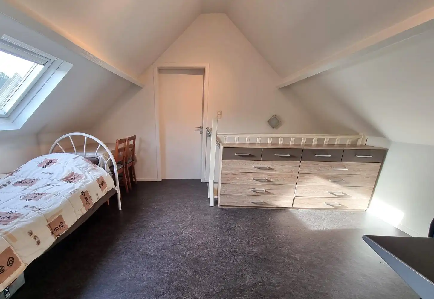 Rustig gelegen, instapklare woning, 3 slks, gelegen tussen Putte en Heist-op-den-Berg. foto 11