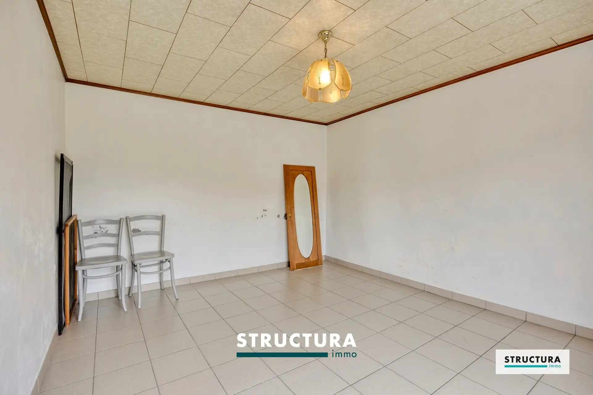 Woning met tuin en garage/atelier, gelgen in alle rust! foto 16