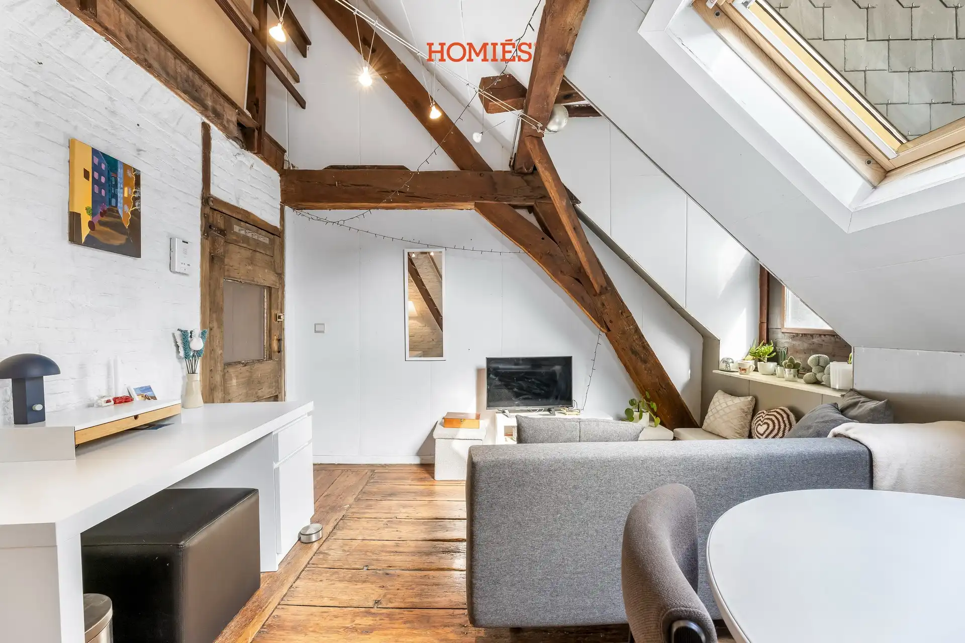 Kleinschalige residentie met 8 studentenkamers foto 2