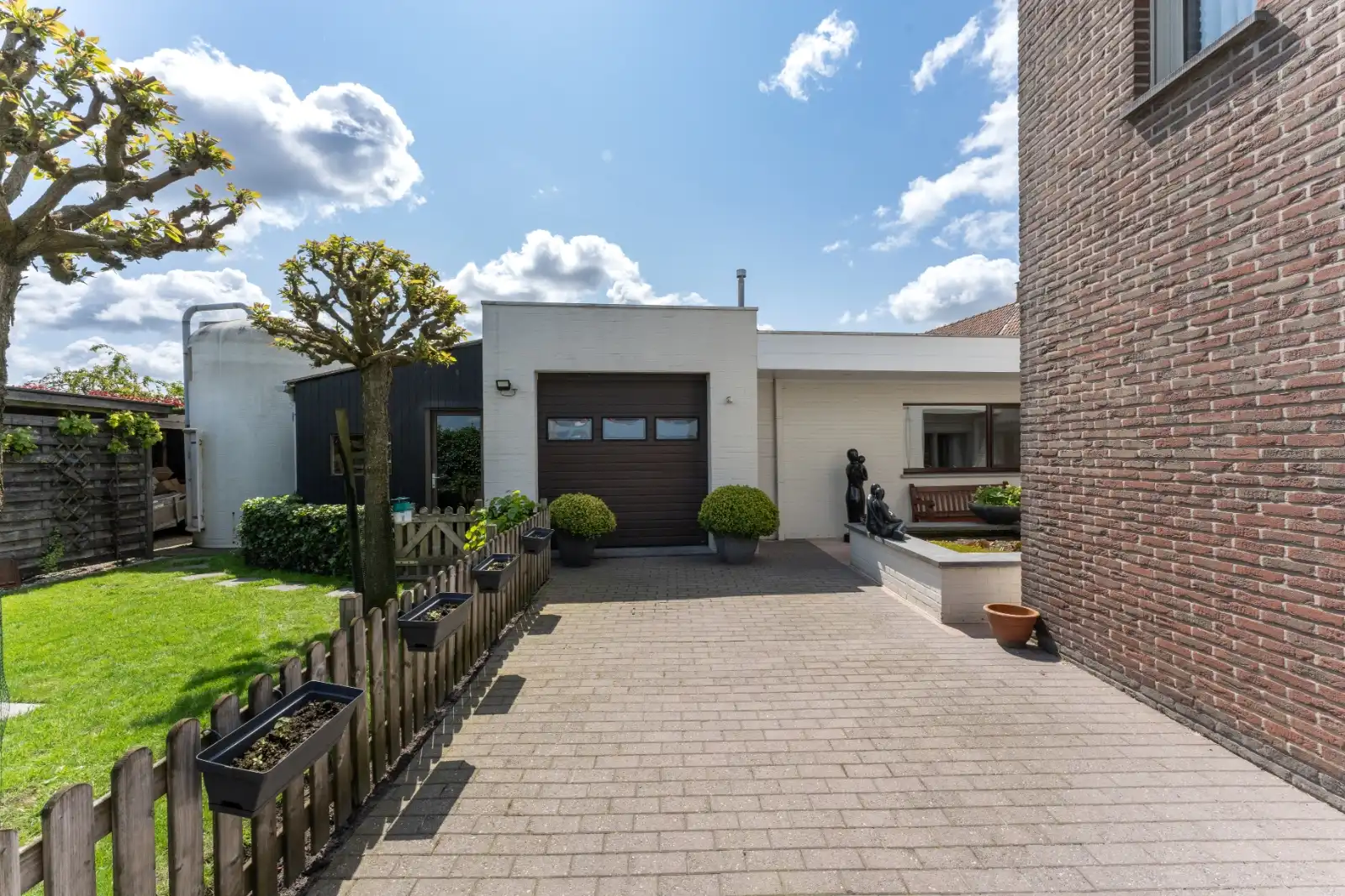 Zeer ruime woning met 4 slaapkamers, opslagruimte, hobbyruimte, ... foto 4