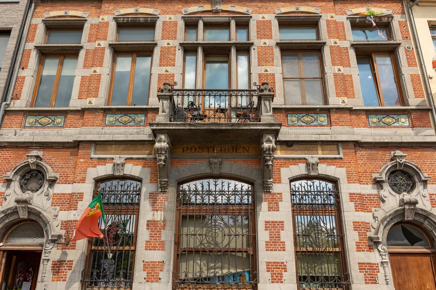 Prachtig en uniek vergunde opbrengsteigendom (BAR 6%) in historisch en gerenoveerd postgebouw te Antwerpen foto 38