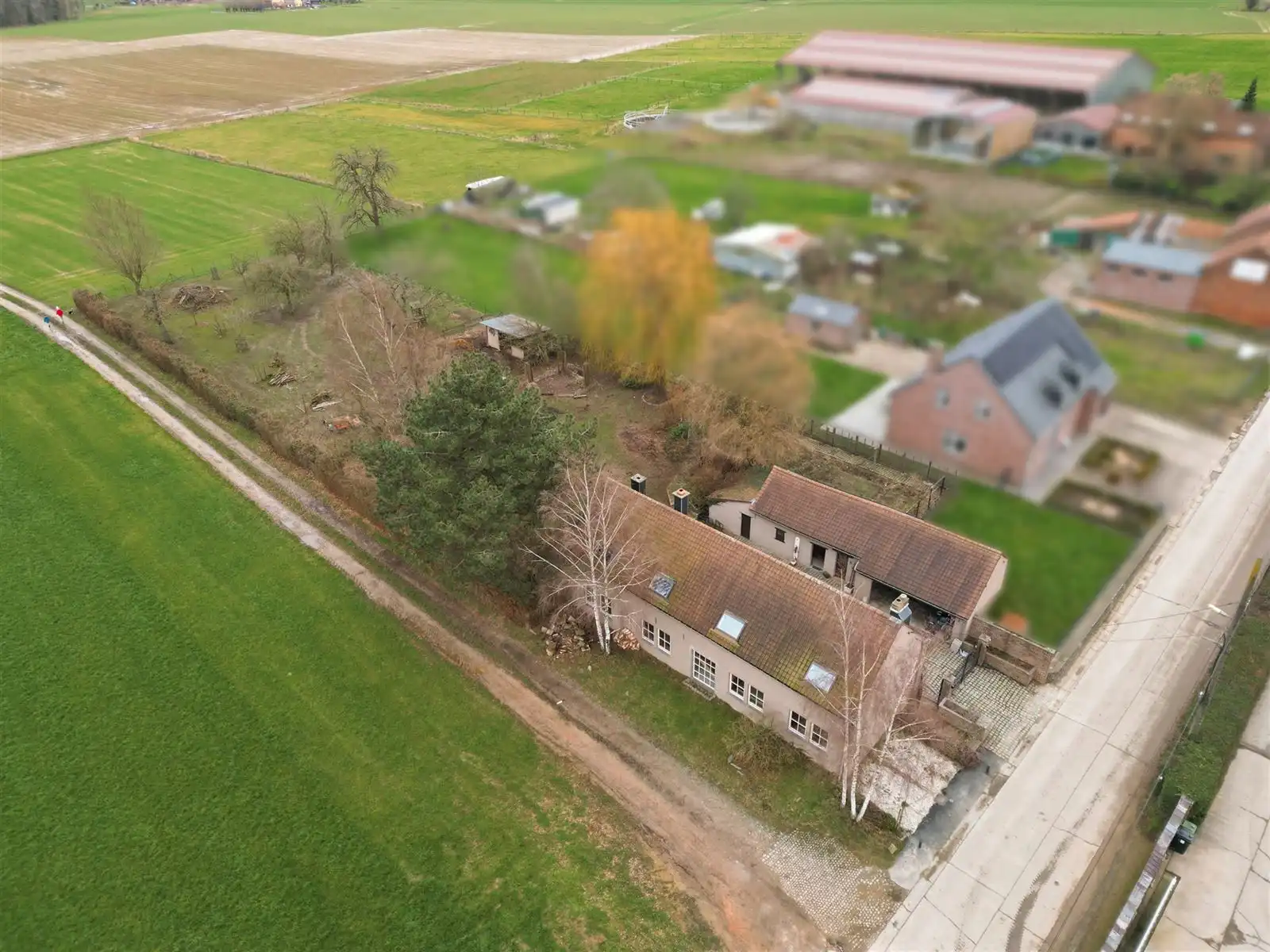 Fermette met bijgebouw, tuin en weide op 26are90 foto 33