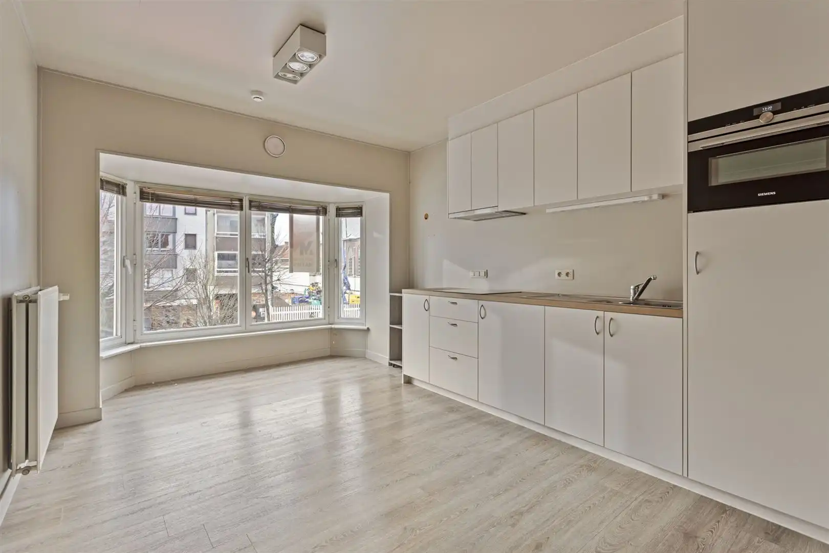 Handelswoning met duplex appartement op TOPLOCATIE foto 8