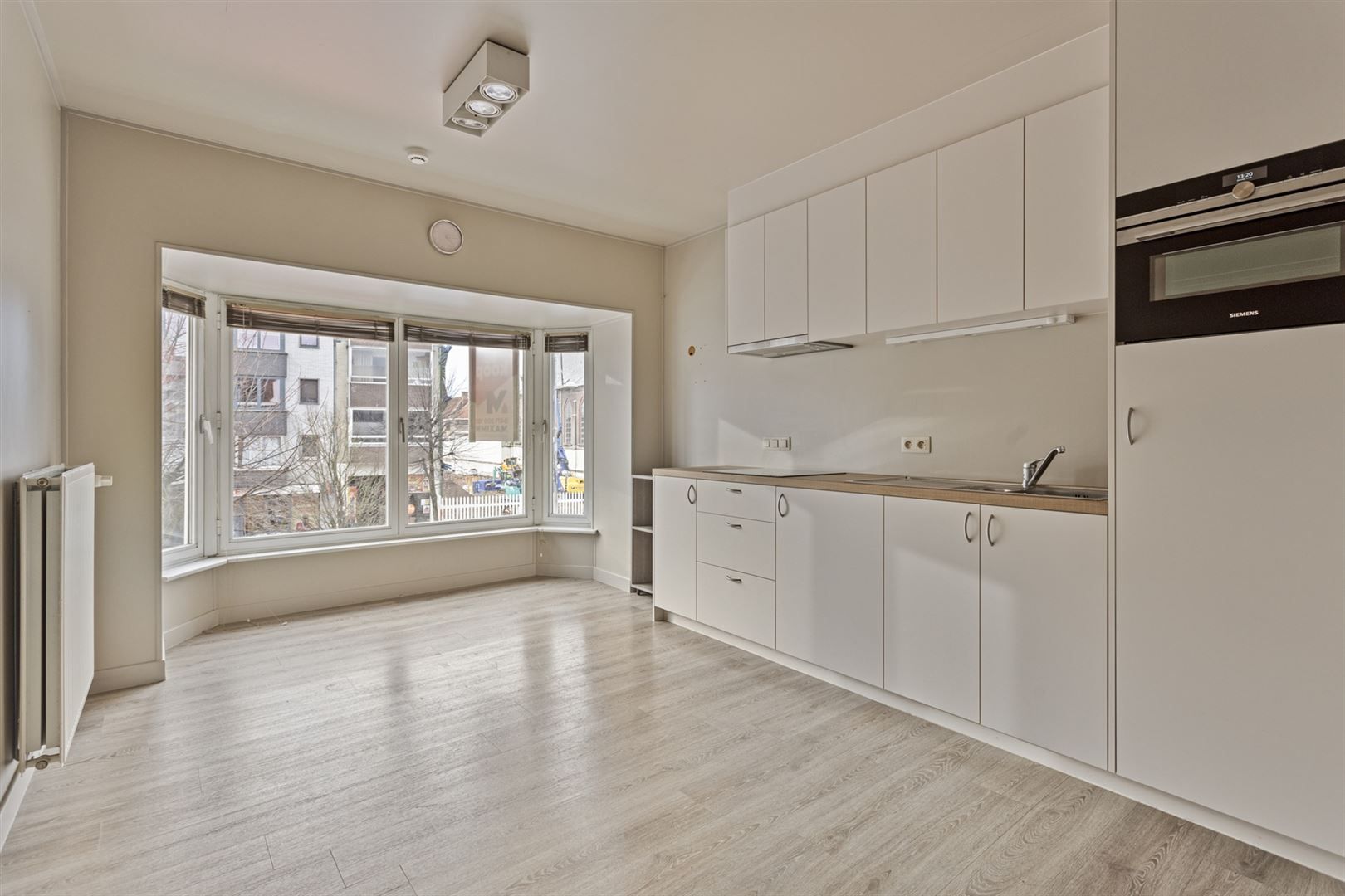 Handelswoning met duplex appartement op TOPLOCATIE foto 8