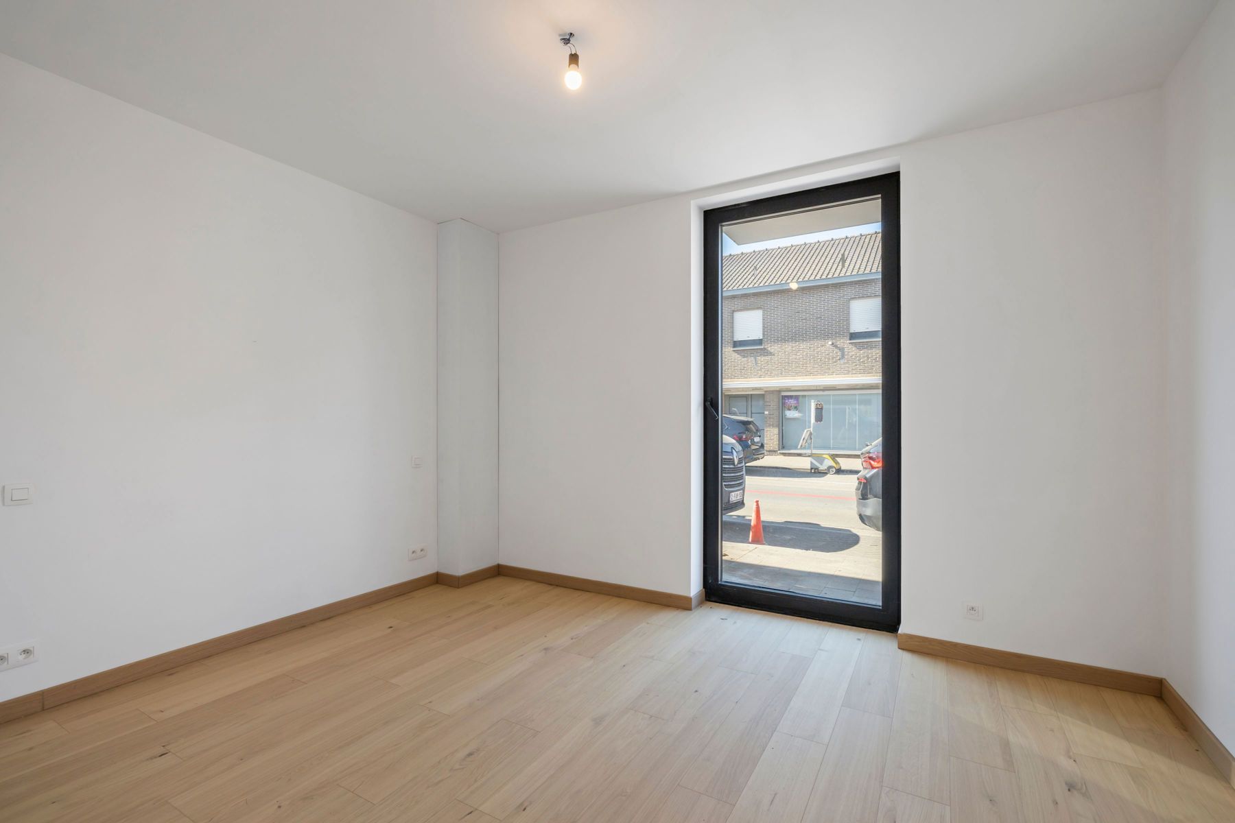 Gelijkvloers nieuwbouwappartement met ruim terras. foto 14